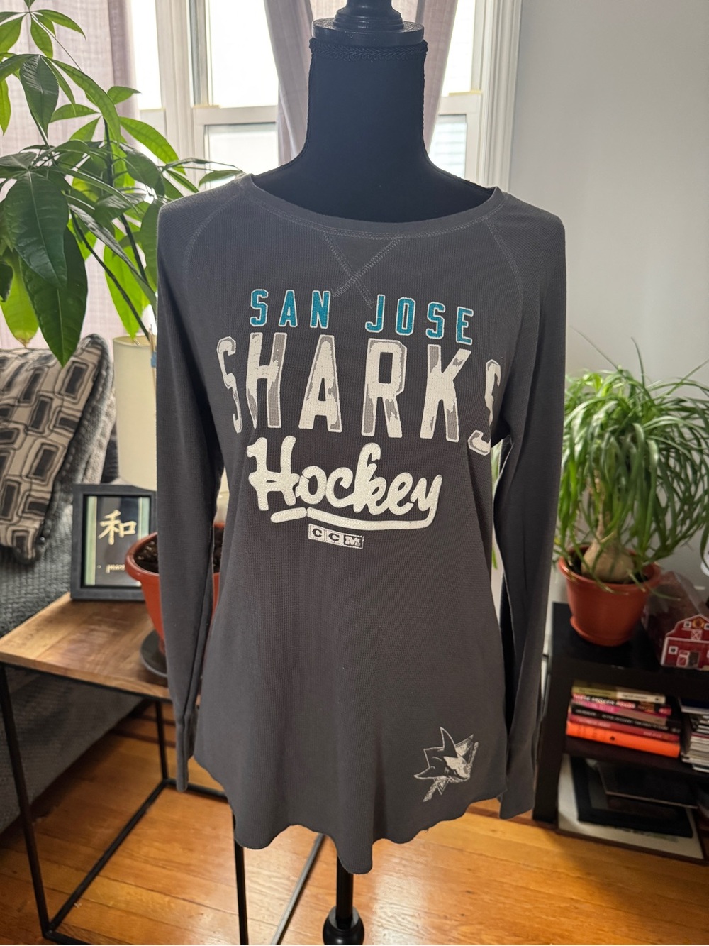 Women’s NHL San Jose Sharks Gray Long Sleeve Thermal-Size L